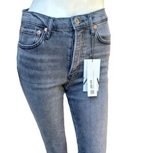 682046....ZARA Straight leg Jeans Size 2, W24" 30"Inseam 10"Rise